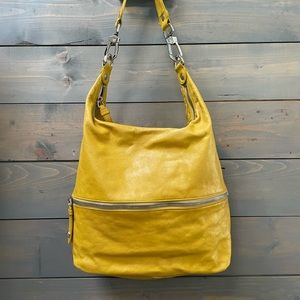 HOBO brand genuine leather shoulder bag. Yellow.